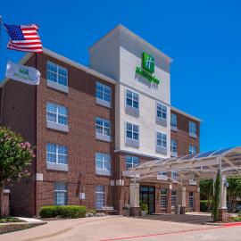 Holiday Inn and Suites Addison by IHG, hotel Addisonban
