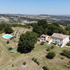 I Magnoni, hotel Pergolában