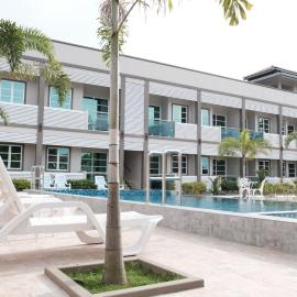 Aneeda Inn, hotel in Pantai Cenang