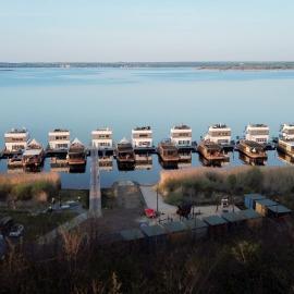 Hausboot Elandi, Hotel in Bitterfeld