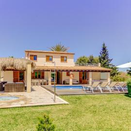 Villa Ponent by Sealand Villas, hotel in Pollença