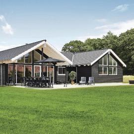 Holiday Home Kronens Have Tranekær Denm, hotelli kohteessa Tranekær