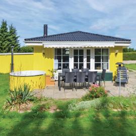 Two-Bedroom Holiday Home In Broager