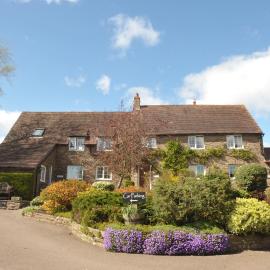 Steppes Farm Cottages, hotelli kohteessa Monmouth