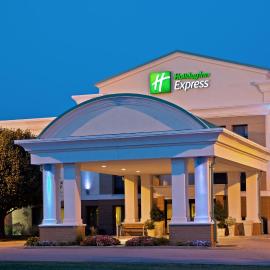 Holiday Inn Express Indianapolis Airport by IHG, hotel en Plainfield