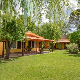 Los Sauces Posada, hotel sa Nono