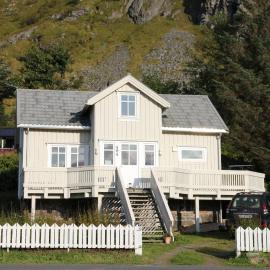 Hus på vakre Ramberg fra 1904, hotel u gradu Ramberg