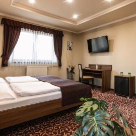 Corvin Pension and Restaurant, hotel vo Veľkom Mederi