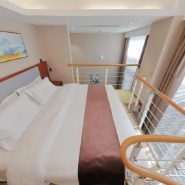 Shanghai Menglong Hotel Management