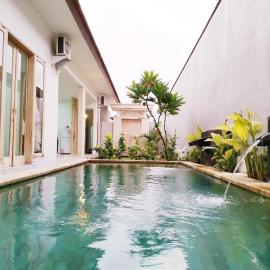 Villa Santika, hotel di Banjar