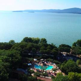 Cerquestra Camping Village, hotel Monte del Lagóban