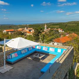 Exceptional 5 Star villa with breathtaking views, Sauna and fitness studio