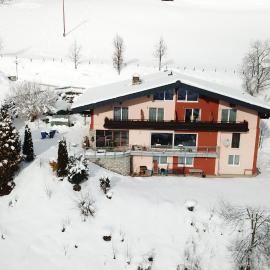 Alpenappartement Claudia, hotel a Piesendorf