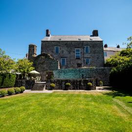 Great House - A Grand Georgian Luxury Retreat with Heated Outdoor Pool