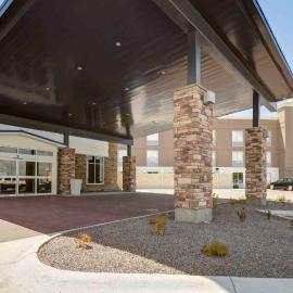 Holiday Inn Express & Suites North Platte by IHG: North Platte şehrinde bir otel