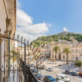 Modica for Family - Rooms and Apartments, hotel en Módica