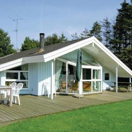 Holiday Home Gulspurvevænget Humble V