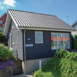 One-Bedroom Holiday Home In Sjolund, hotell sihtkohas Sjølund