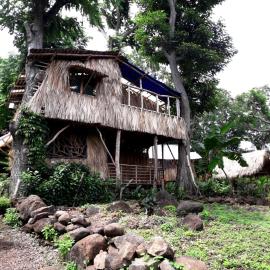 El Bamboo Cabins, ξενοδοχείο σε Balgue