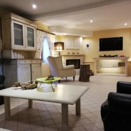 Karst Stone Cottage, hotel en Štanjel