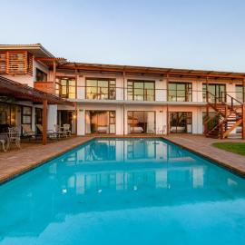 The Ridge Guesthouse
