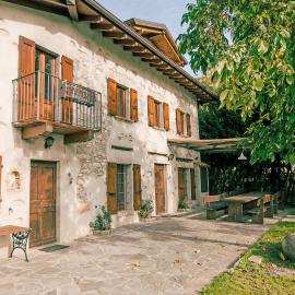 Podere Brughee, hotel v destinácii Tremezzo