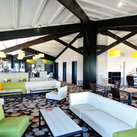 Relais Fasthotel Port Lauragais، فندق في Avignonet-de-Lauragais