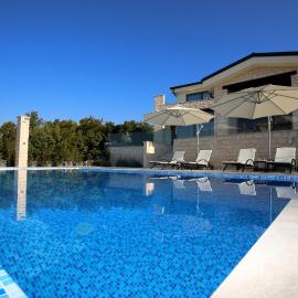 Villa Infinity, hotell i Šmrika