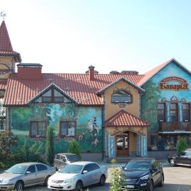 Готель Баварія โรงแรมในโปลตาวา