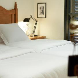 Hostal Can Maret – hotel w mieście Vilademuls