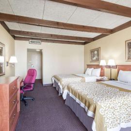 Days Inn by Wyndham Niles, khách sạn ở Niles