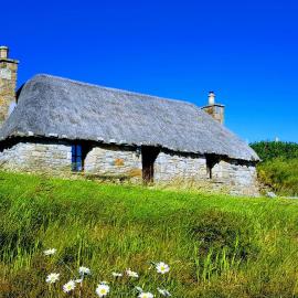 Tigh Lachie, Mary's Thatched Cottages, Elgol, Isle of Skye, hotel i Elgol