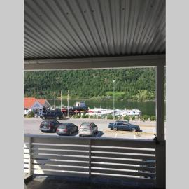 Balestrand Fjordapartments Holmen 19A, khách sạn ở Balestrand