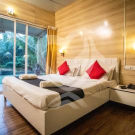 Zulu Land cottages - near Curlies beach shack and shiva valley - Anjuna beach: Anjuna şehrinde bir otel