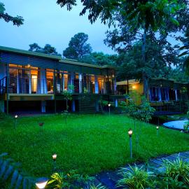 Kuruva Island Resort And Spa - By KABINI BREEZE, מלון במאננטהוואדי