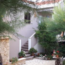 Apartments Max