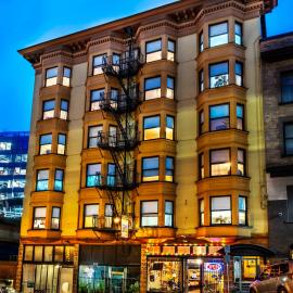 Arundel Mansions Hotel, hotel em New Westminster