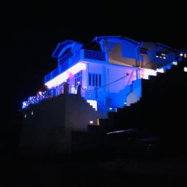 Aqua De Vida, hotel a Bhowāli
