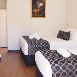 Queanbeyan Motel, hotel sa Queanbeyan