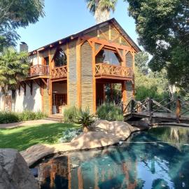 Ikamu's lodge, hotel em Germiston