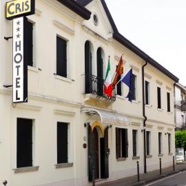 Hotel Cris, hotell Mestres