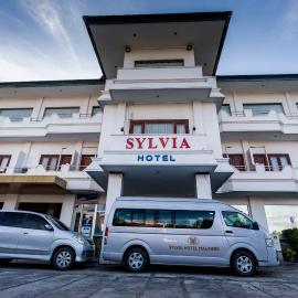 Sylvia Hotel Maumere, hotel v destinaci Maumere