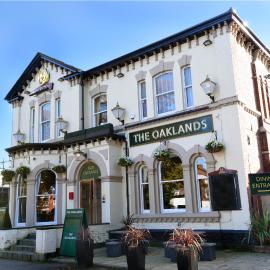 Oaklands by Greene King Inns, hotel in Chester