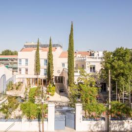 Apartamentos Plaza de Santiago - Estudios Turisticos - 1 LLAVE, hotel v destinaci Pinto