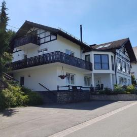 3 Sterne Ferienwohnung Pape、シュマレンベルクのホテル