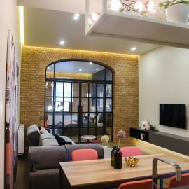Apart Hotel на Трояндовой, hotel in Chernivtsi