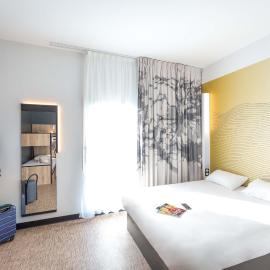 B&B HOTEL Sainte-Maxime Golfe de Saint Tropez, מלון בסן-מקסים