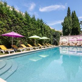 Arles में, होटल Hôtel Mireille