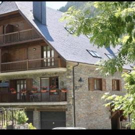 Apartamento salardu, hotel a Salardú
