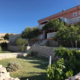 Holiday Home Panorama, hotel in Zubovići